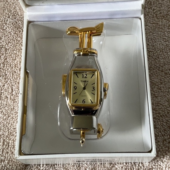 Timex Gold and Silver and gold golf Desk Clock - Picture 1 of 6